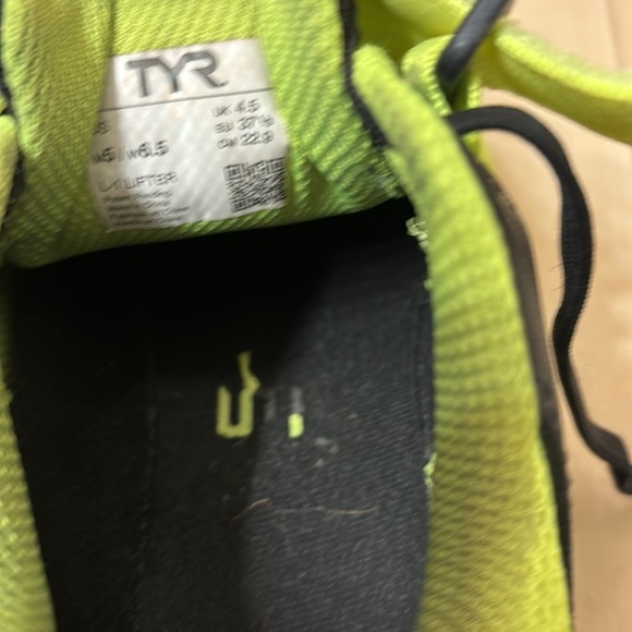 TYR L1-Lifters - Picture 2 of 7